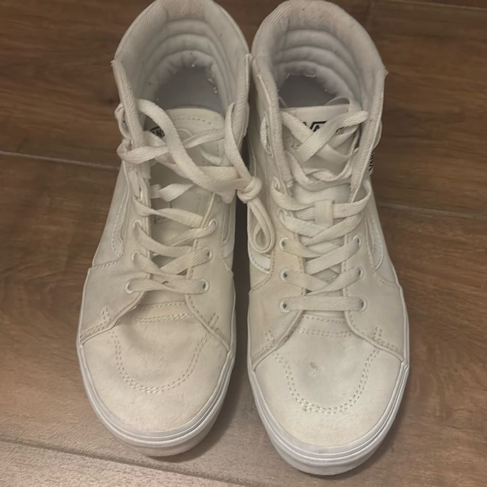 Youth unisex cream Vans size 5